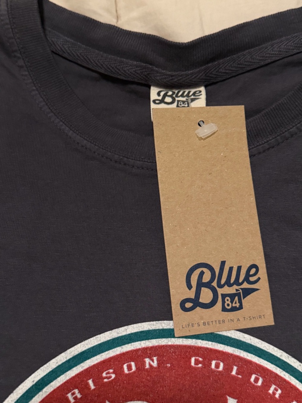 Red Rocks Graphic Tee - Charcoal Men’s T-Shirt - Picture 7 of 7